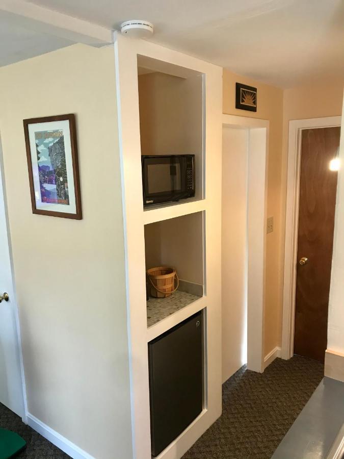Mt. Liberty Cabins & Motel Lincoln Room photo